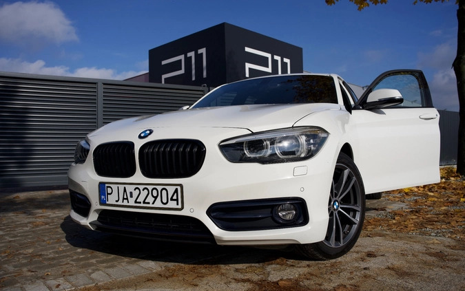 BMW Seria 1 cena 81900 przebieg: 58000, rok produkcji 2019 z Poznań małe 277